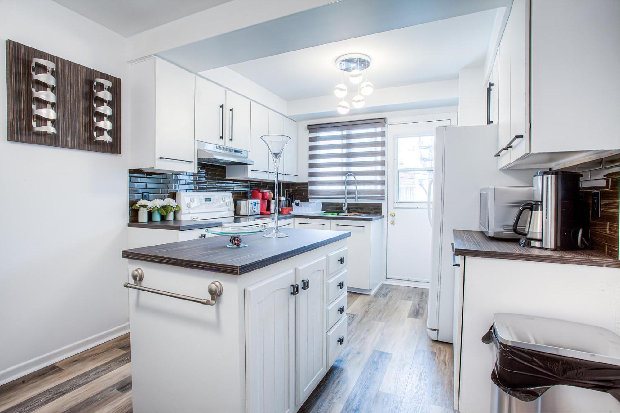 Luxery 3br Apartment, Free Parking Appartement *